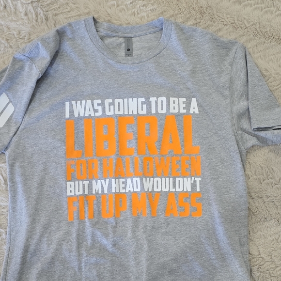 Graphic T-Shirt - Picture 1 of 3
